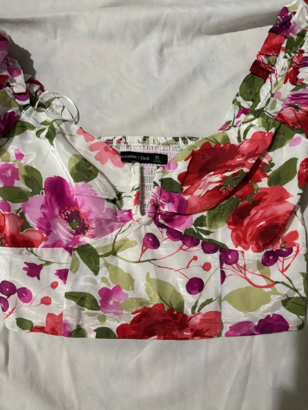 Floral Puff-Sleeve Crop Top - Pink & Red - Picture 2 of 5